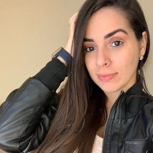 Meet your Posher, Andreina